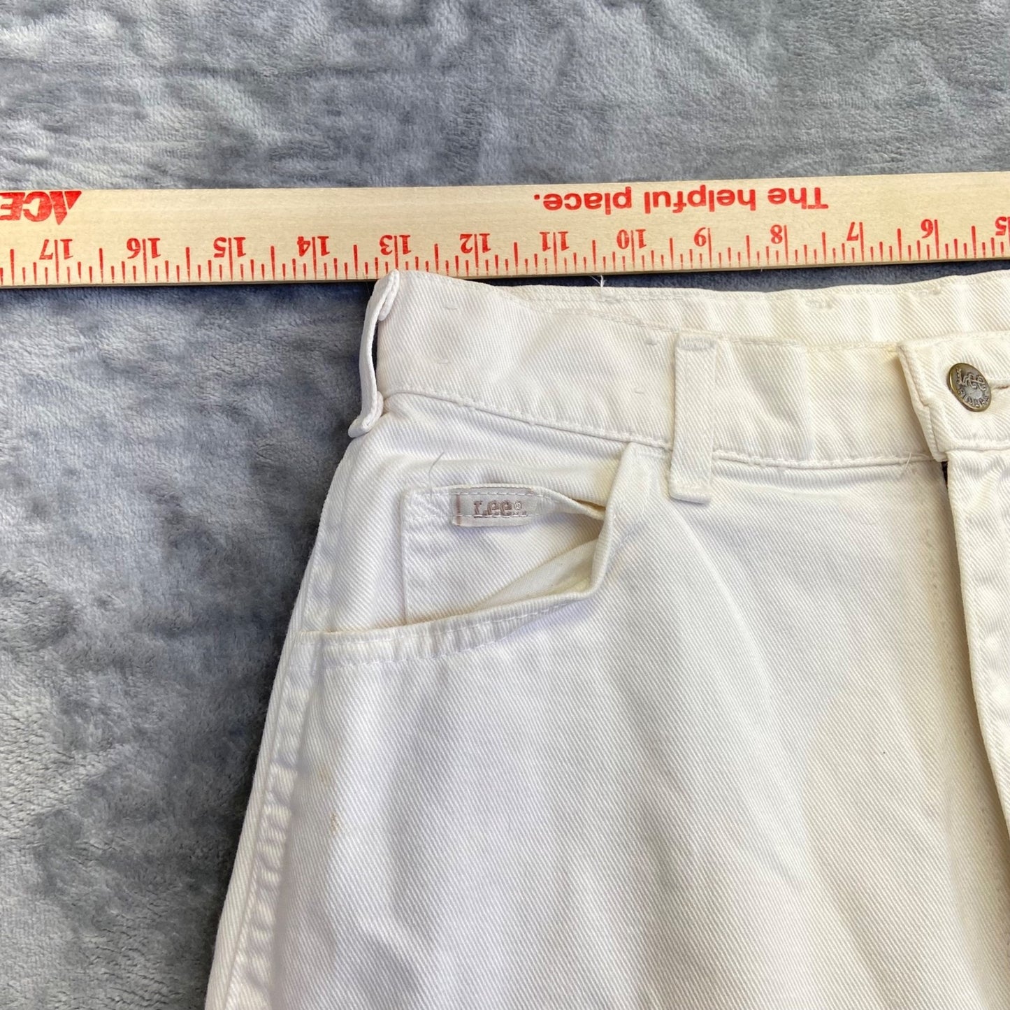 Vintage Lee Women's Tapered Jeans Size 11 White