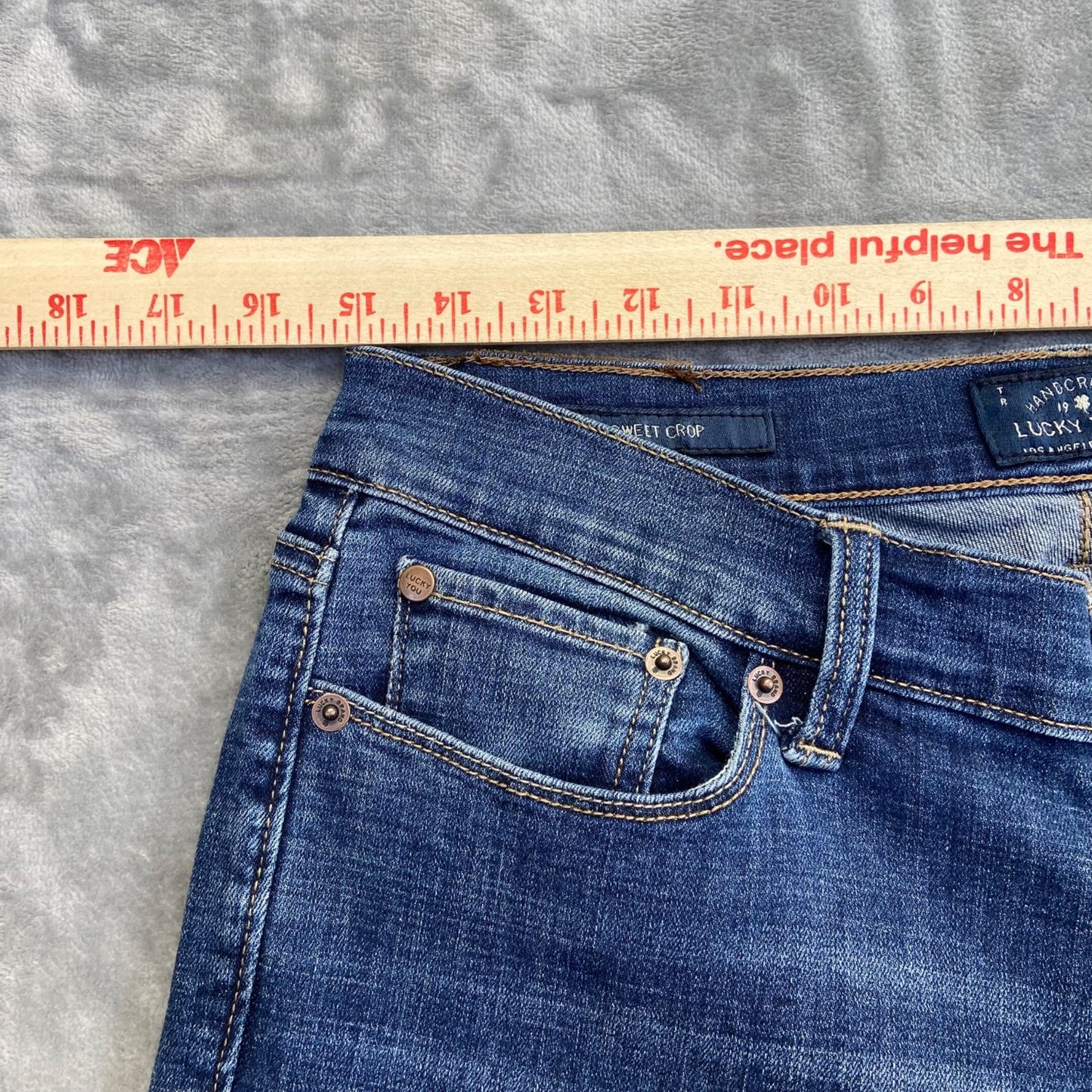 Lucky Brand Women's Sweet Crop Jeans Size 12/31 Blue Medium Wash