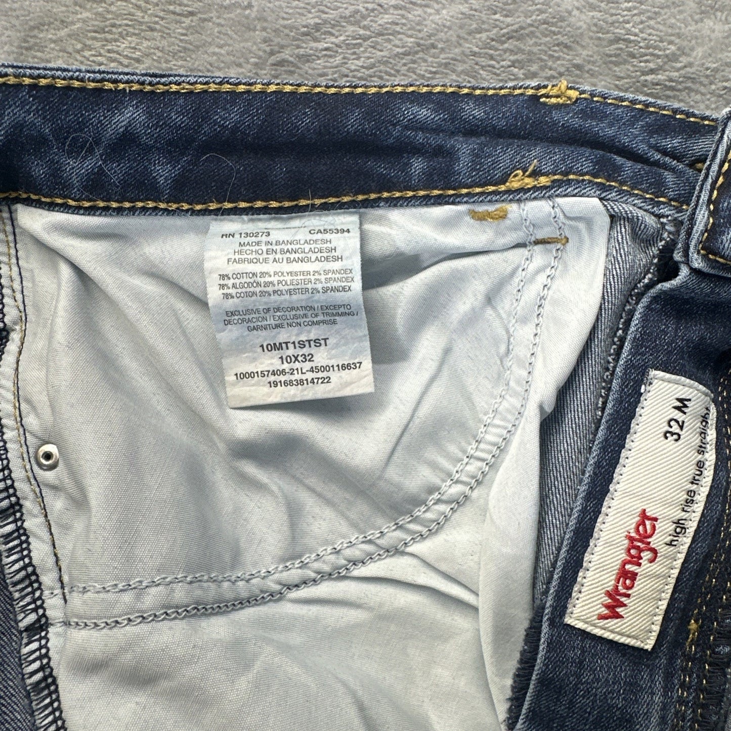 Wrangler High Rise True Straight Jeans Women's Size 32M Blue Denim