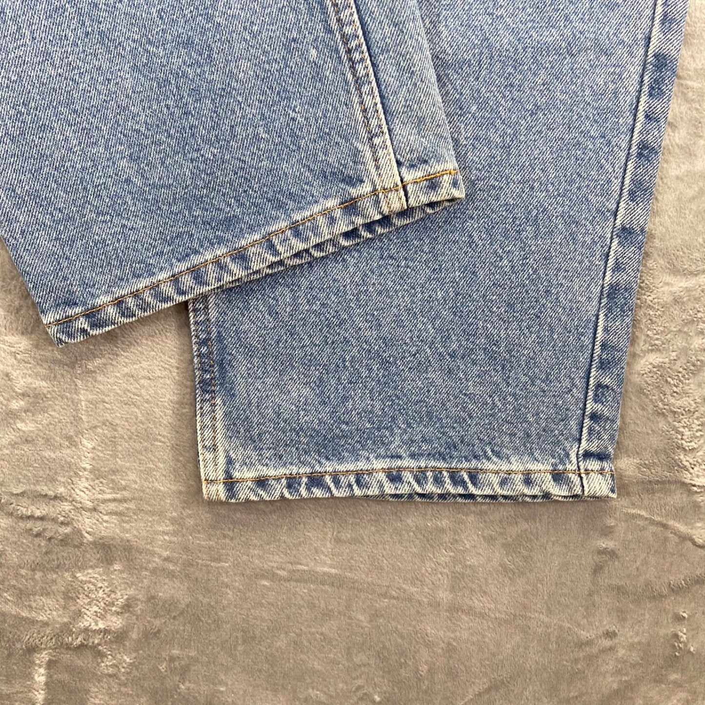 Vintage New Calvin Klein Men's Easy Fit Jeans Size 40x30 Light Blue Denim