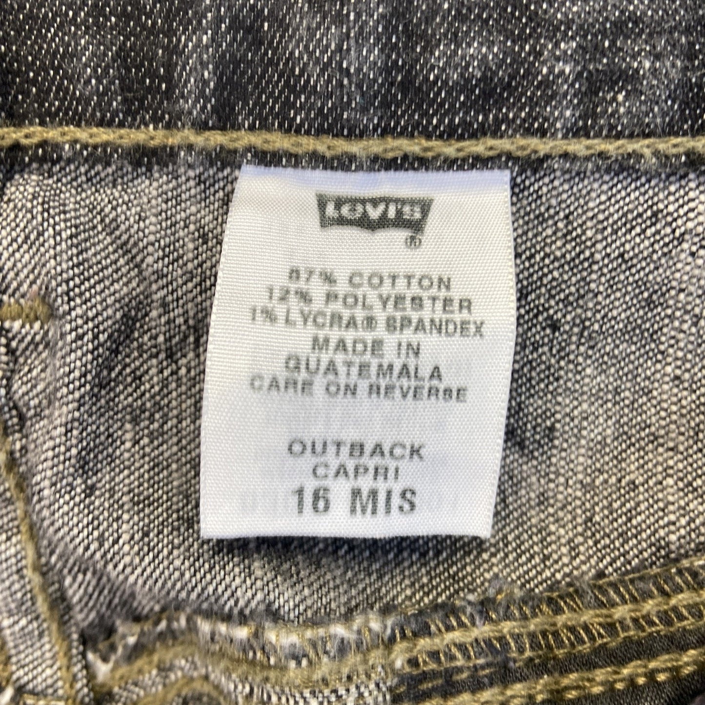 Levi's Straight Cuffed Capri Jeans Women's Size 16 Mis Black Denim