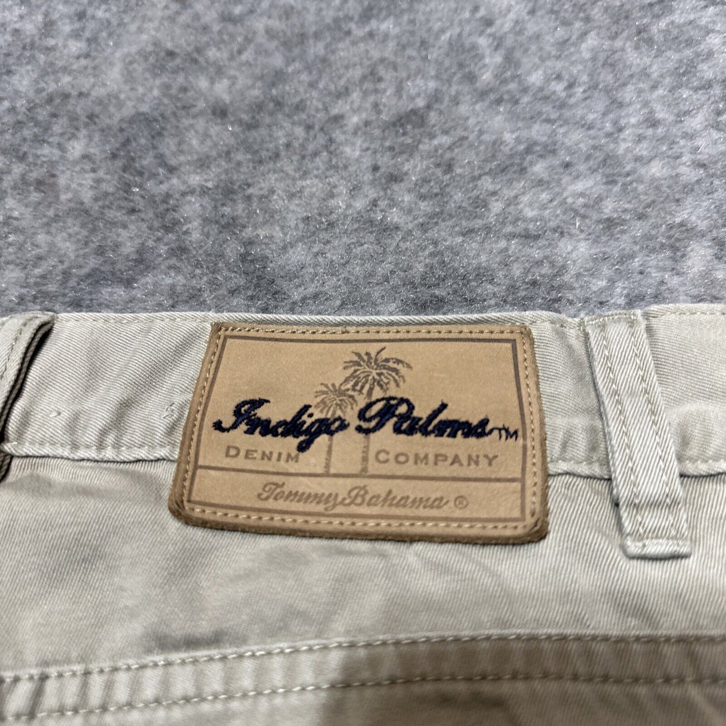 Indigo Palms Relaxed Fit Men's Straight Jeans Size 33x32 Beige Light Wash Denim