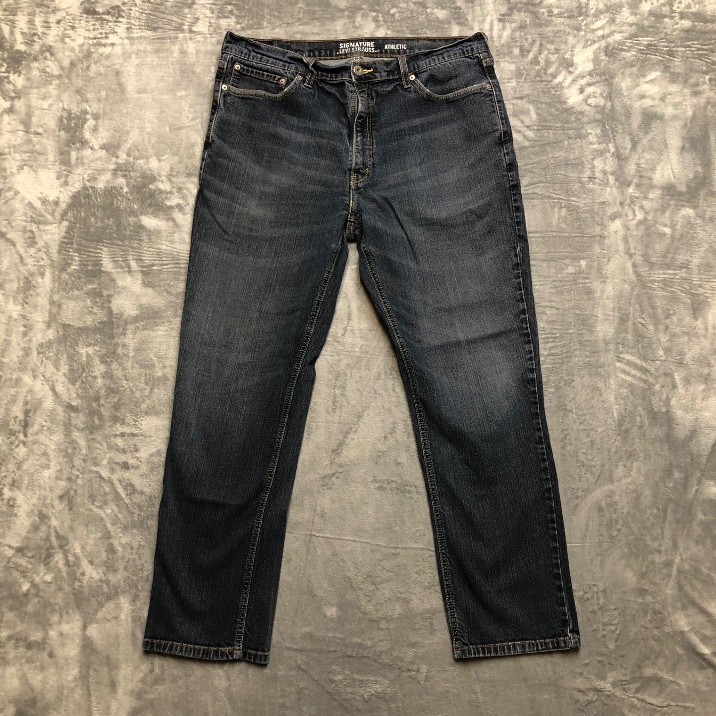 Wholesale Lot of 3 Levi's Slim Work Jeans Men's Size 38x30 Blue Denim