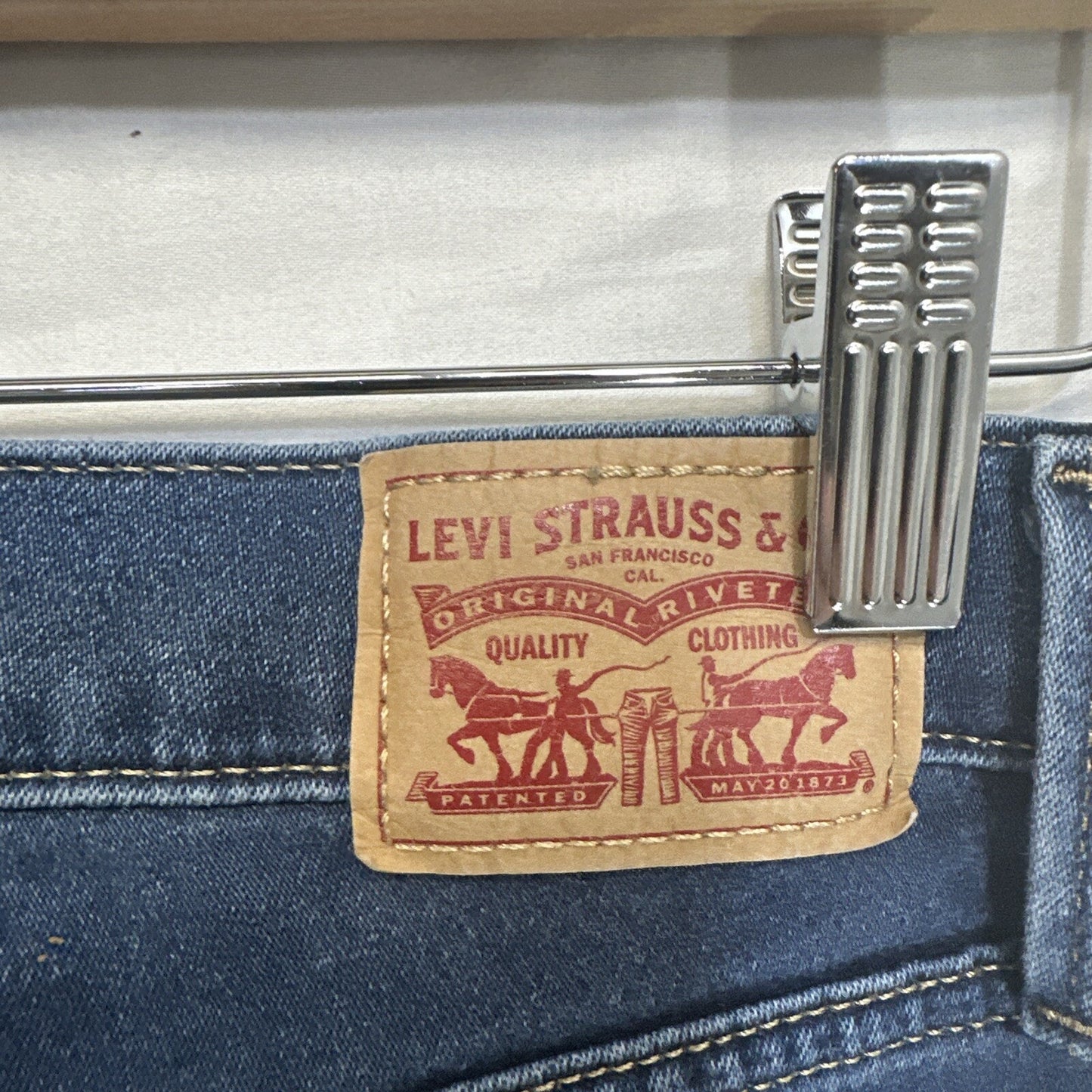 Levi’s 720 High Rise Super Skinny Jeans Women’s 26 26x30 Blue Medium Wash Denim