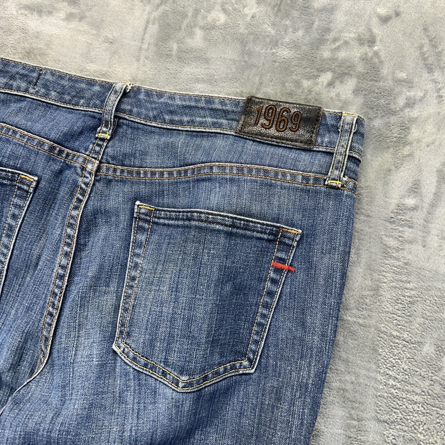 Vintage Gap 1969 Classic Fit Straight Jeans Women's Size 10R Dark Blue Denim