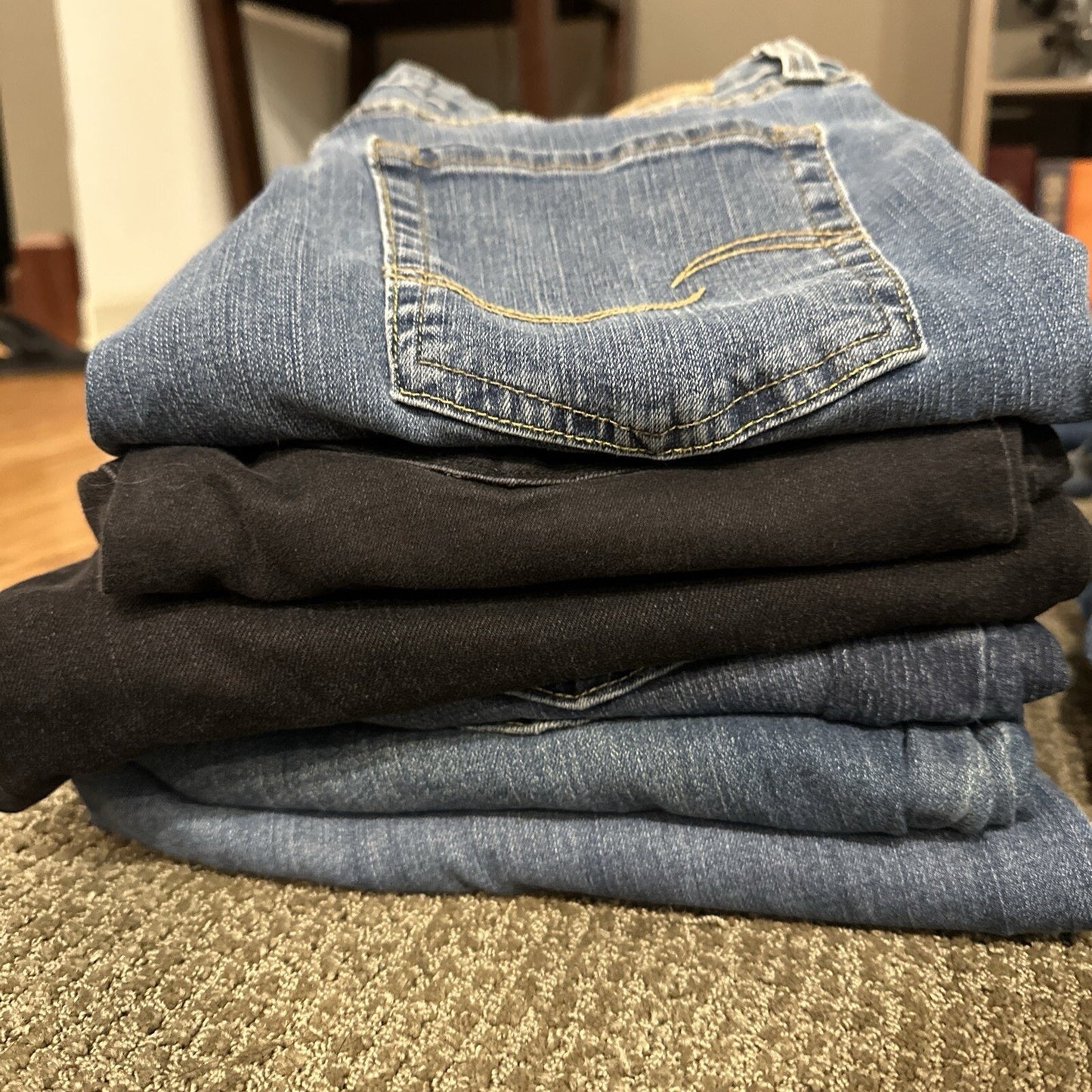 Mystery Bundle of 3 Levi's Grade A Mixed Women's Jeans Size 30 / 10 All Washes