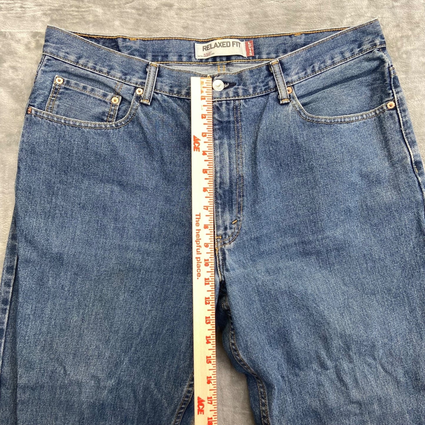 Levi's Men's 550 Relaxed Fit Straight Jeans 38x34 Blue