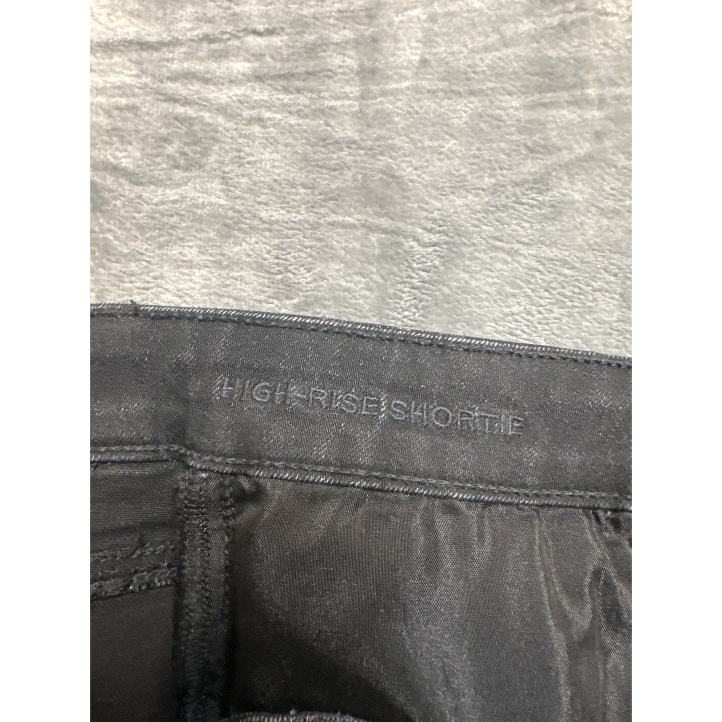 American Eagle Outfitters Destressed Cut-Off Shorts Women's Size 6 Black Denim