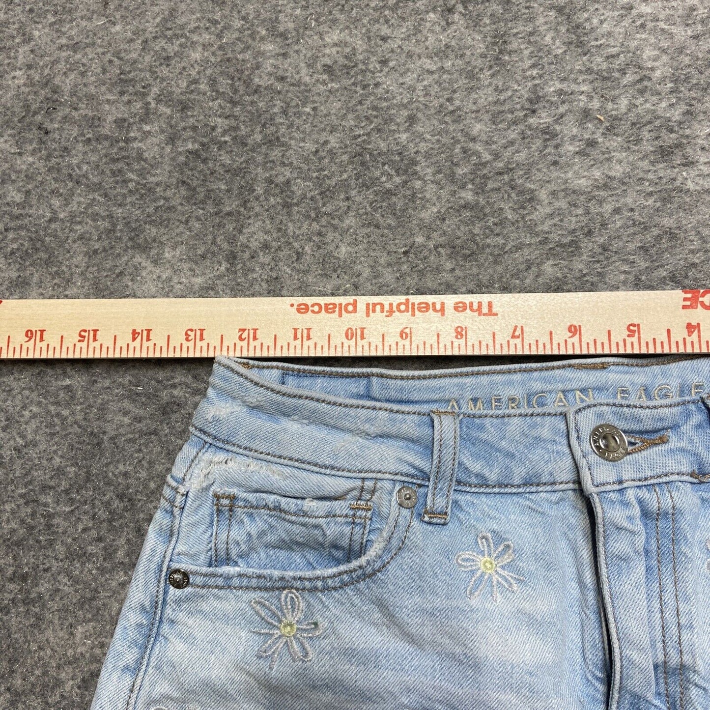 American Eagle Cut Off Mom Jean Shorts Women's Size 4 Light Blue Floral