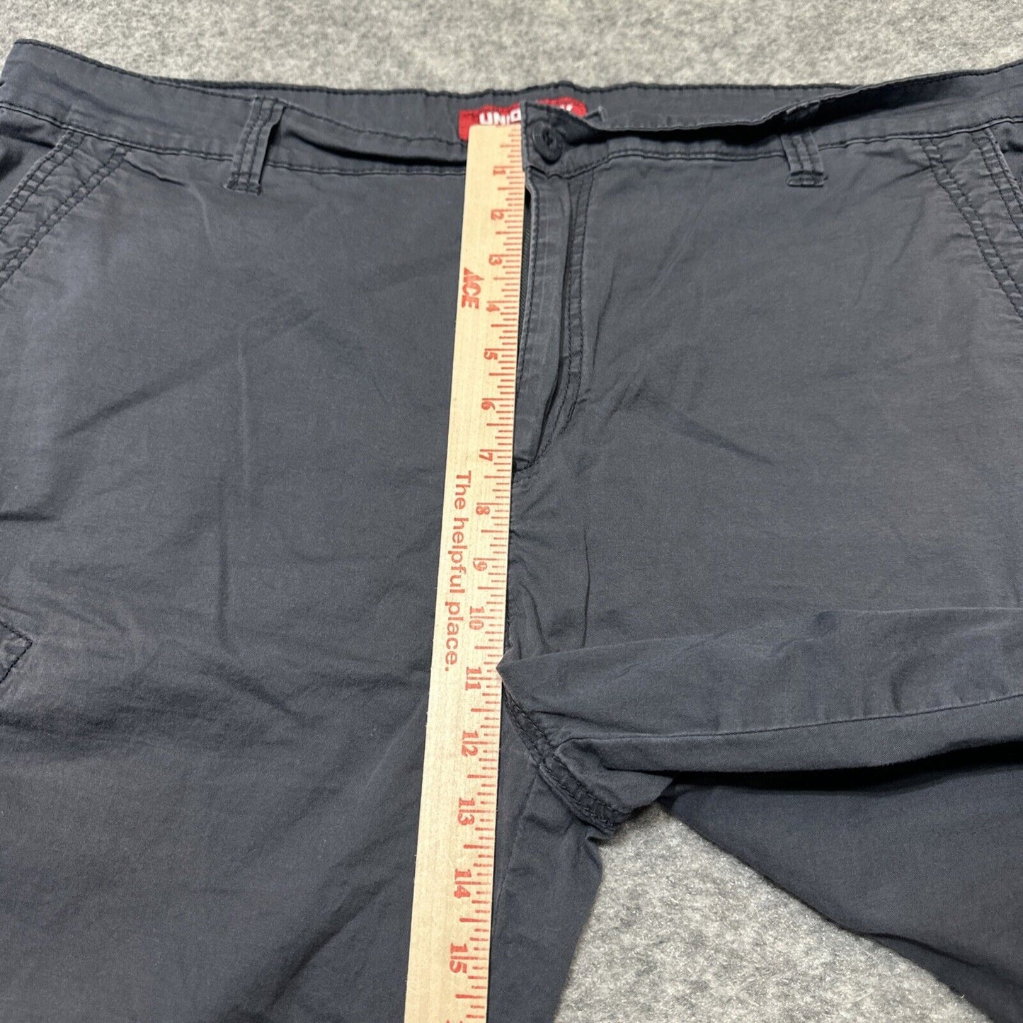 UNIONBAY Men's Cargo Shorts Size 42 Black Dark Wash Shorts