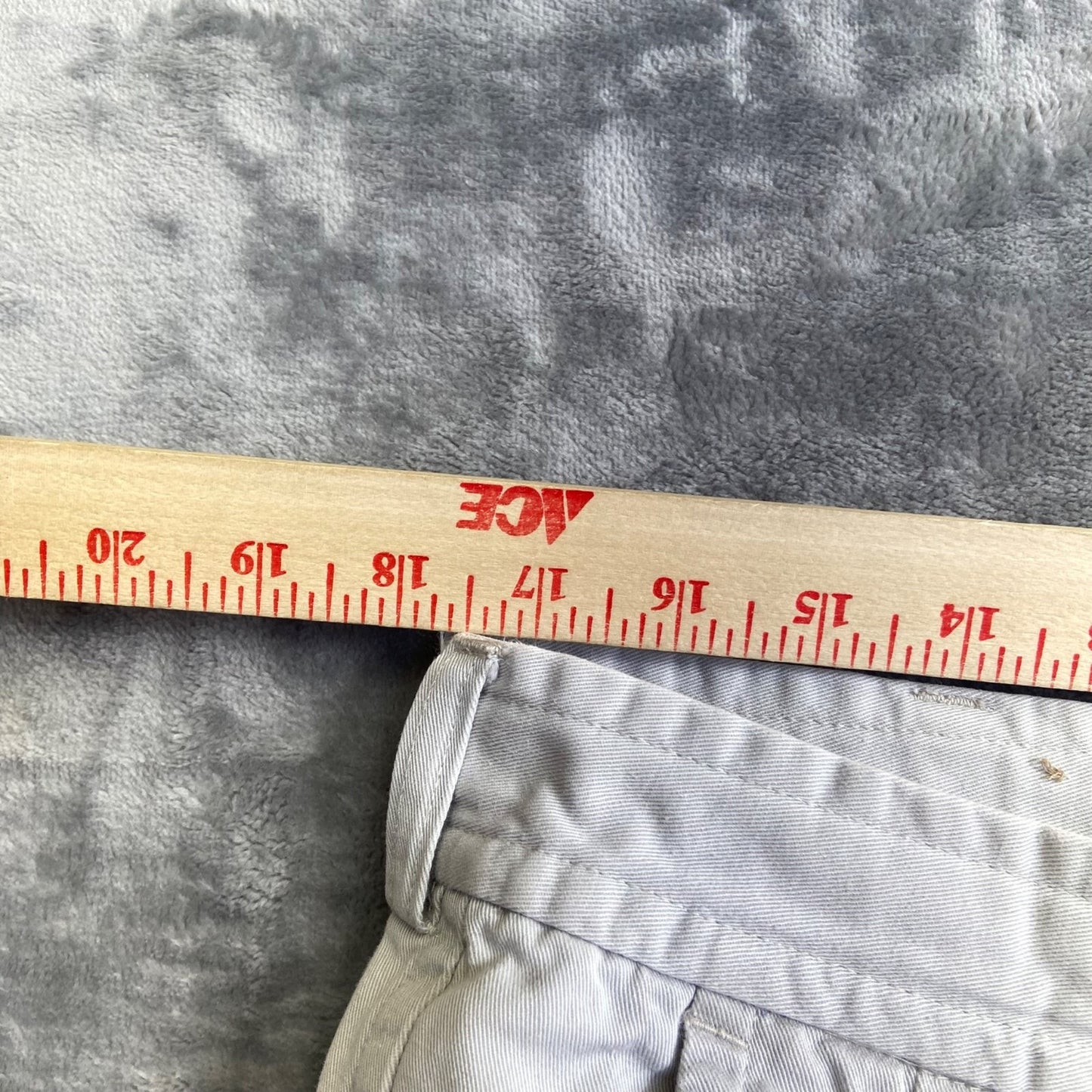 Vintage Bugle Boy Men's Pleated Chino Pants Size 38x30 Beige Khaki 90s Preppy