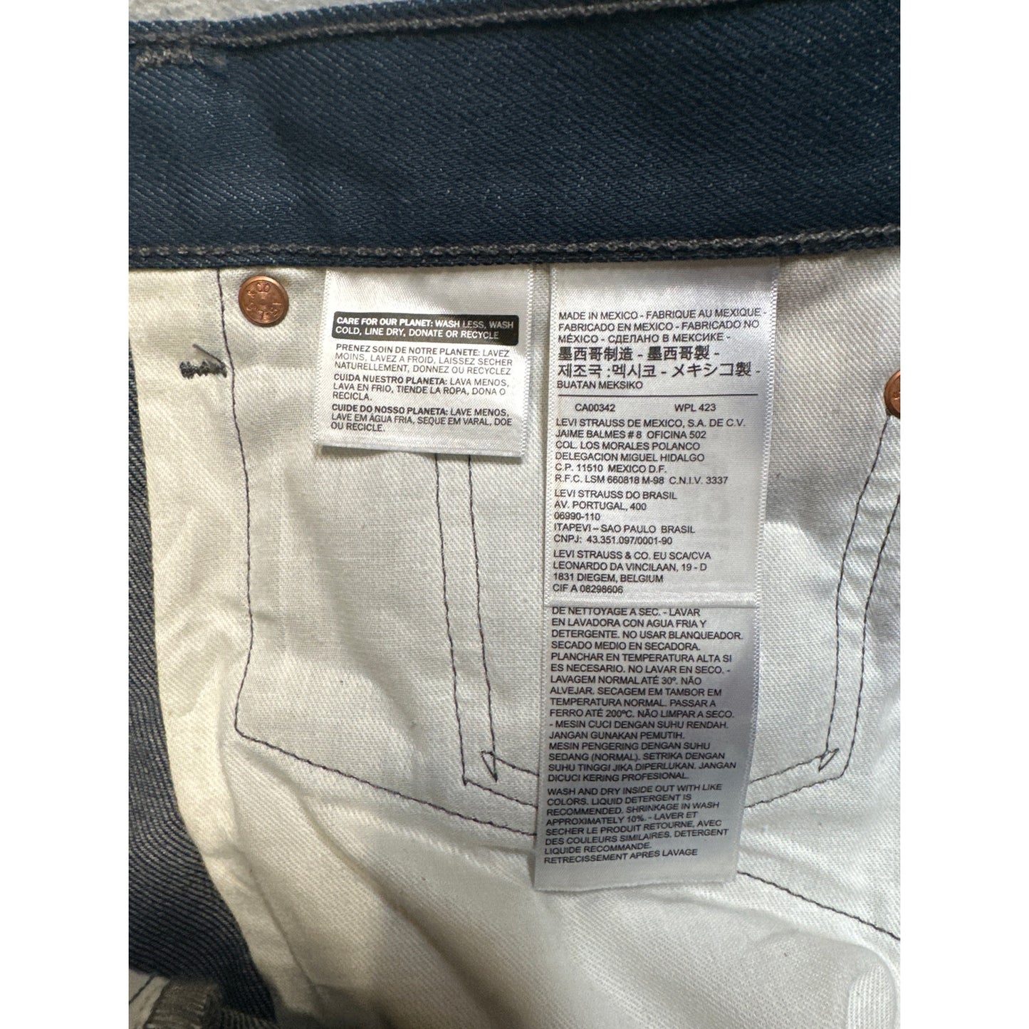 Levi's 501 Made from White Oak Code Denim Straight Jeans Men's Size 42x30 Blue Denim