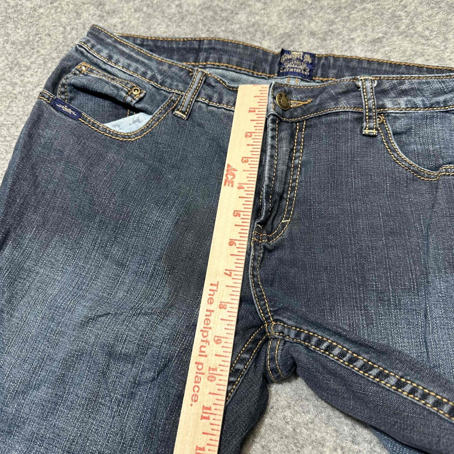 Cowgirl Up Women's Bootcut Jeans Size 12 Black Dark Wash Denim