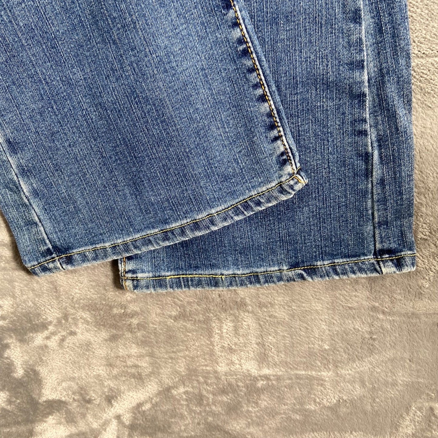 Levi's 519 Flare Jeans Women's Size 7L Blue Denim Cotton Blend