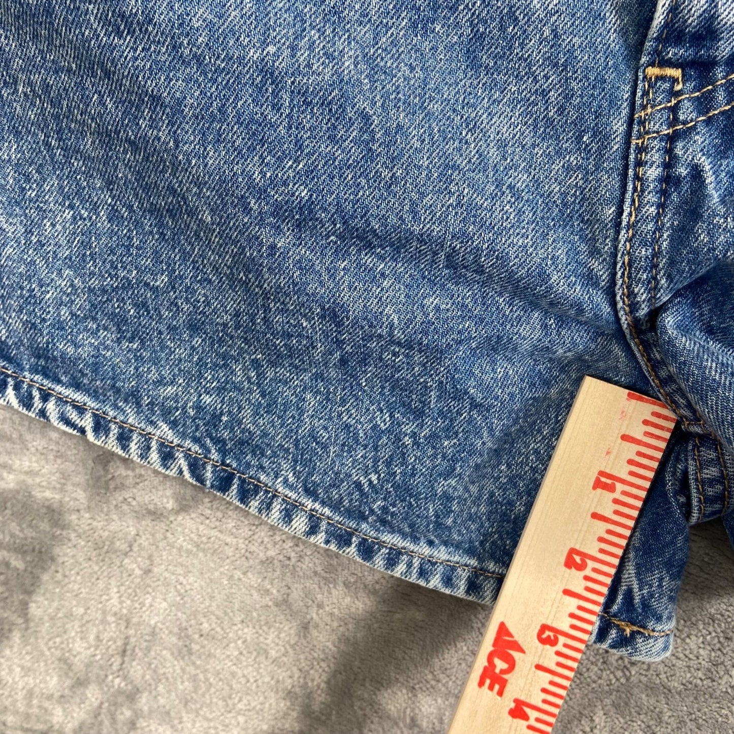 New Levi's High Waisted Mom Shorts Women's Size 24 Blue Denim Medium Wash
