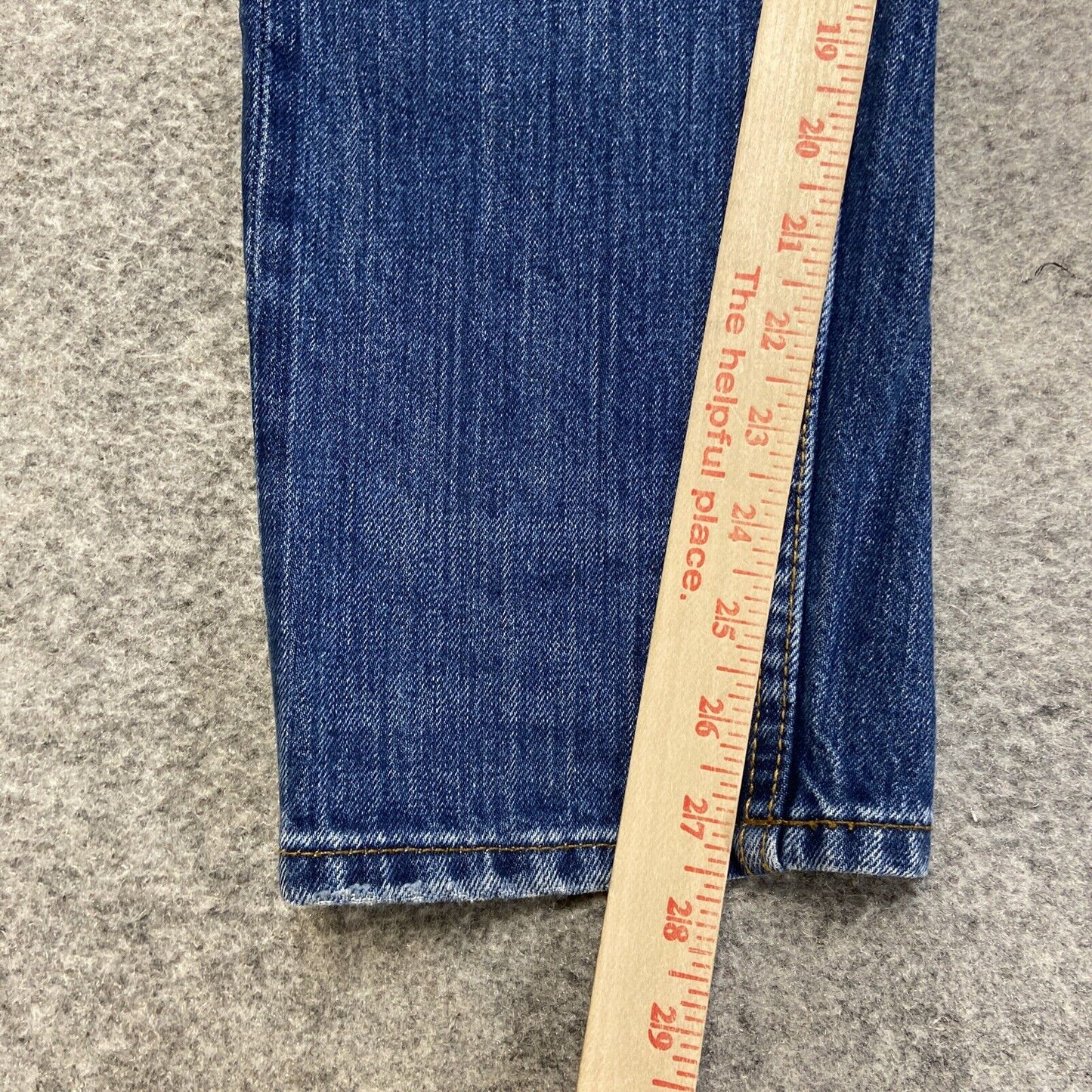The Stronghold Relaxed Tapered Jeans Men's Size 32x30 Blue Denim Button Fly