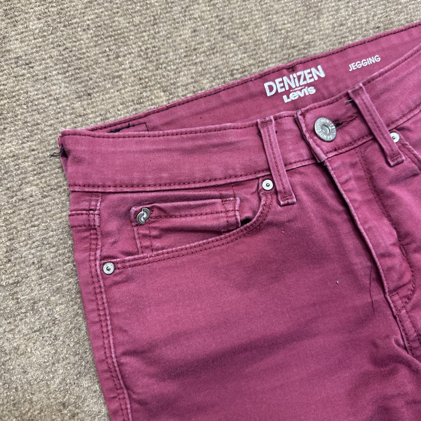 Denizen Levi's Jegging Womens Jeans Size 5 - 27W Burgundy Red Denim