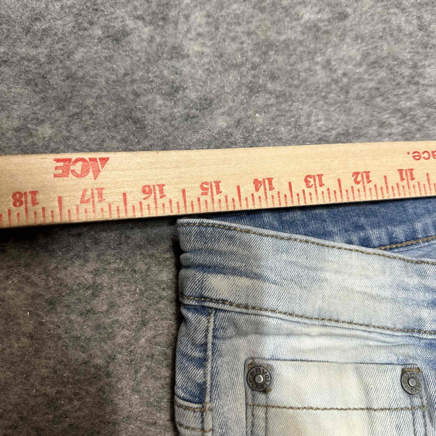 Copper Rivet Men's Slim Fit Distressed Jeans Size 32x32 Blue Acid Wash Denim