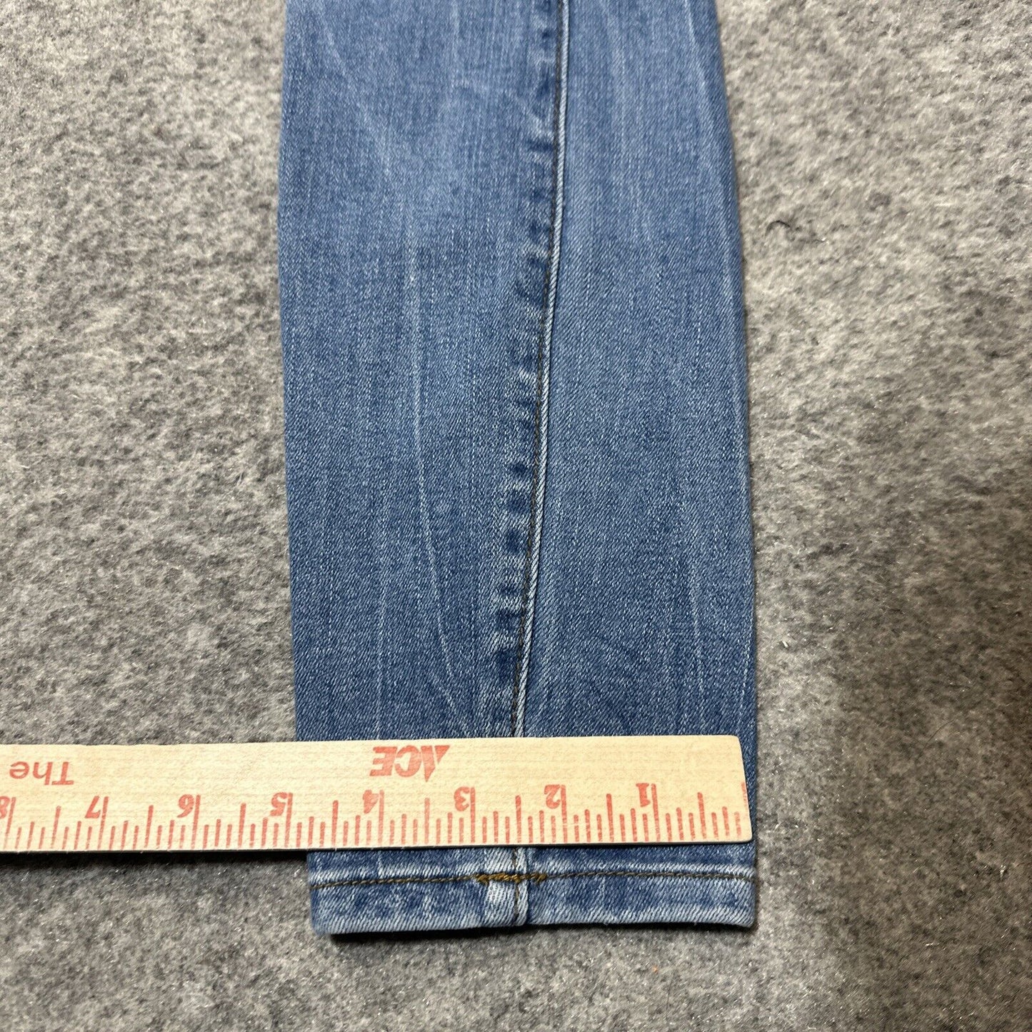 BDG High Rise Twig Ankle Jeans Women's Size 26x29 Blue Light Wash Denim Stretch