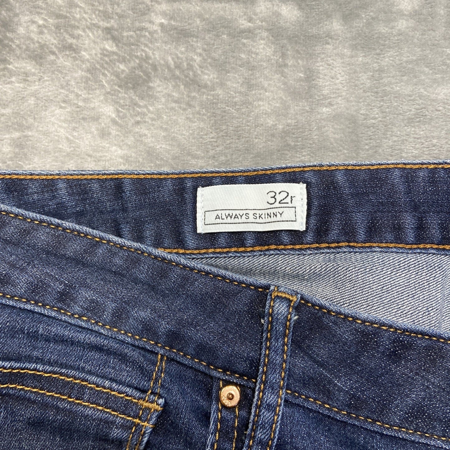 Gap 1969 Skinny Jeans Women's Size 32R Dark Blue Denim