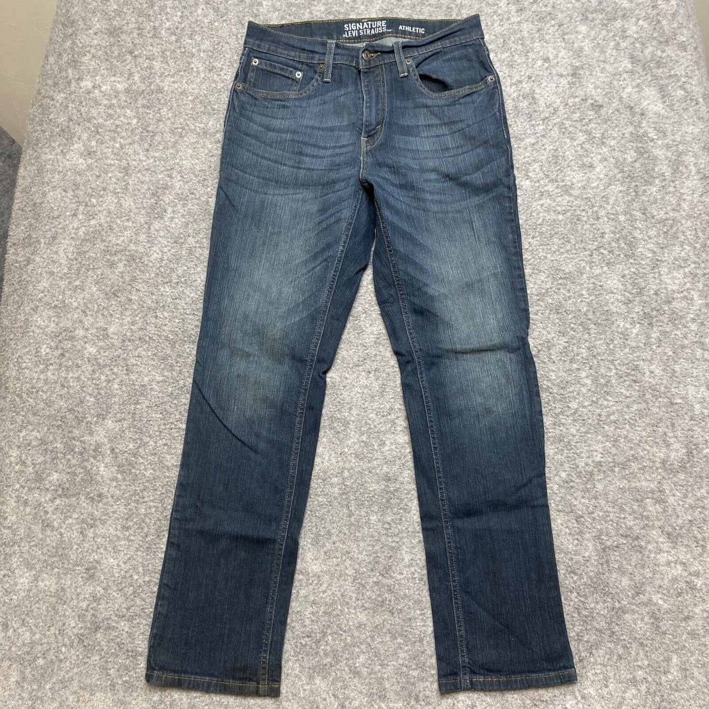 Wholesale Lot of 3 Grade A / B Work Jeans Size 29x32 Levis Wrangler LEE Blue
