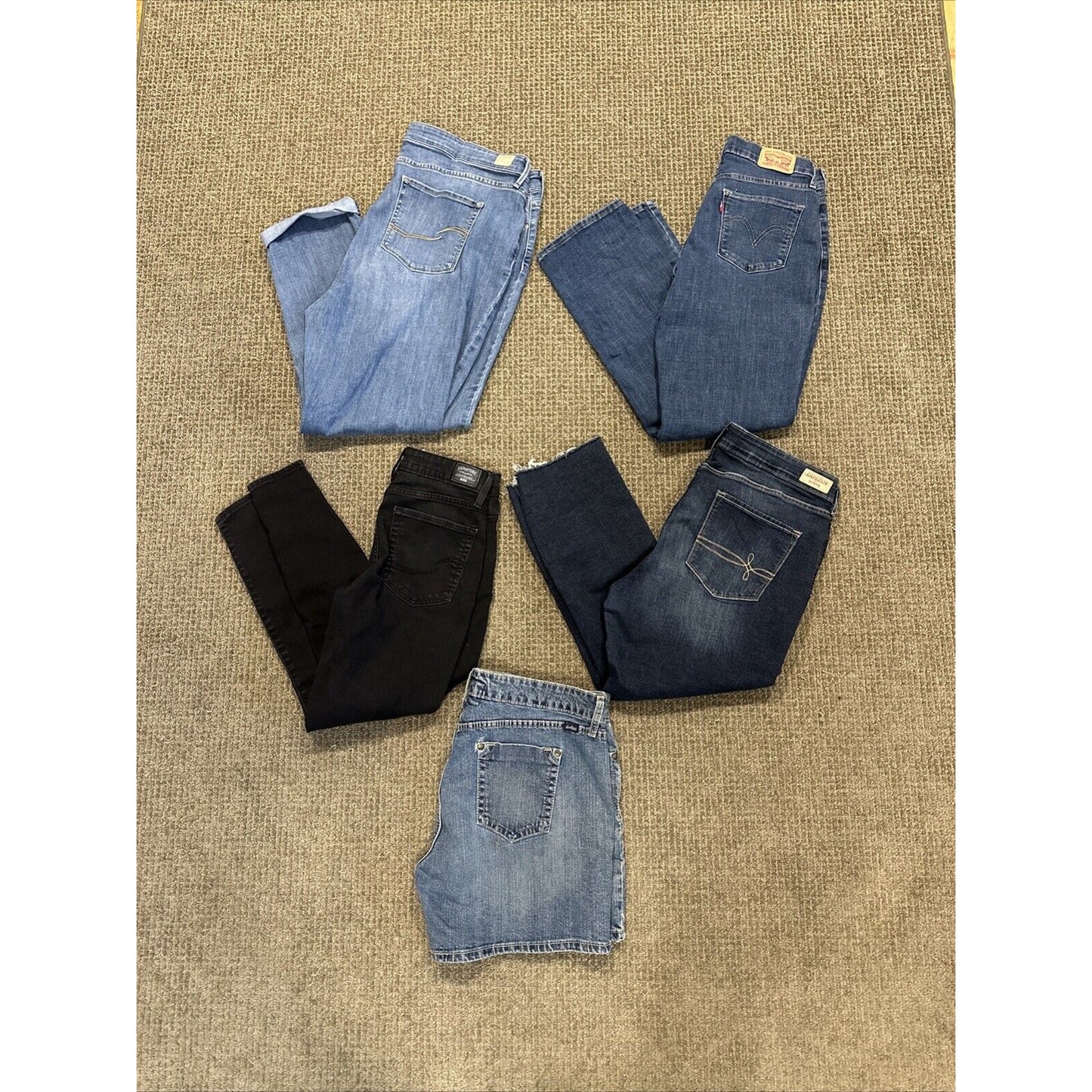 Lot of 25 Levi's Women's Mixed Sizes Styles Grade A / B Work Jeans Blue Black Beige Denim