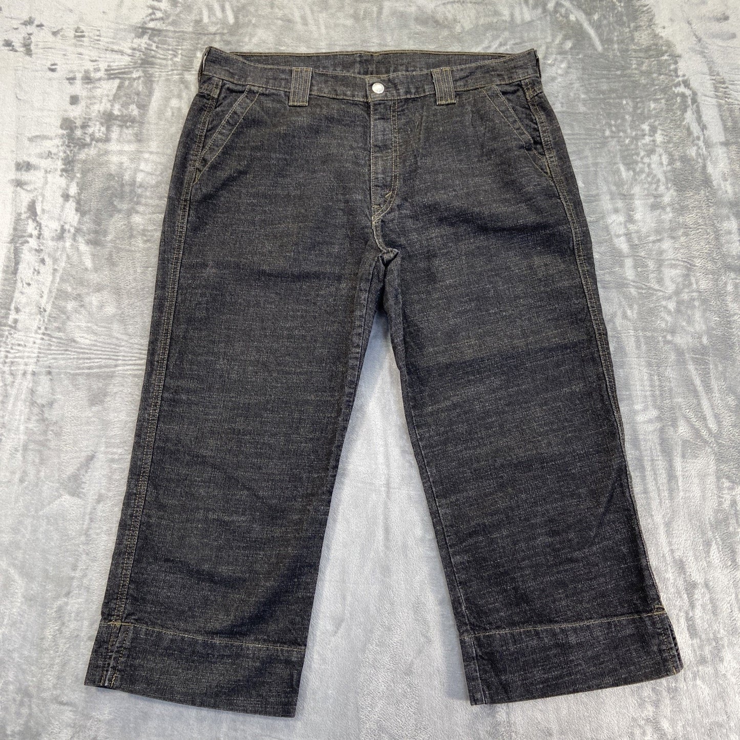 Levi's Straight Cuffed Capri Jeans Women's Size 16 Mis Black Denim