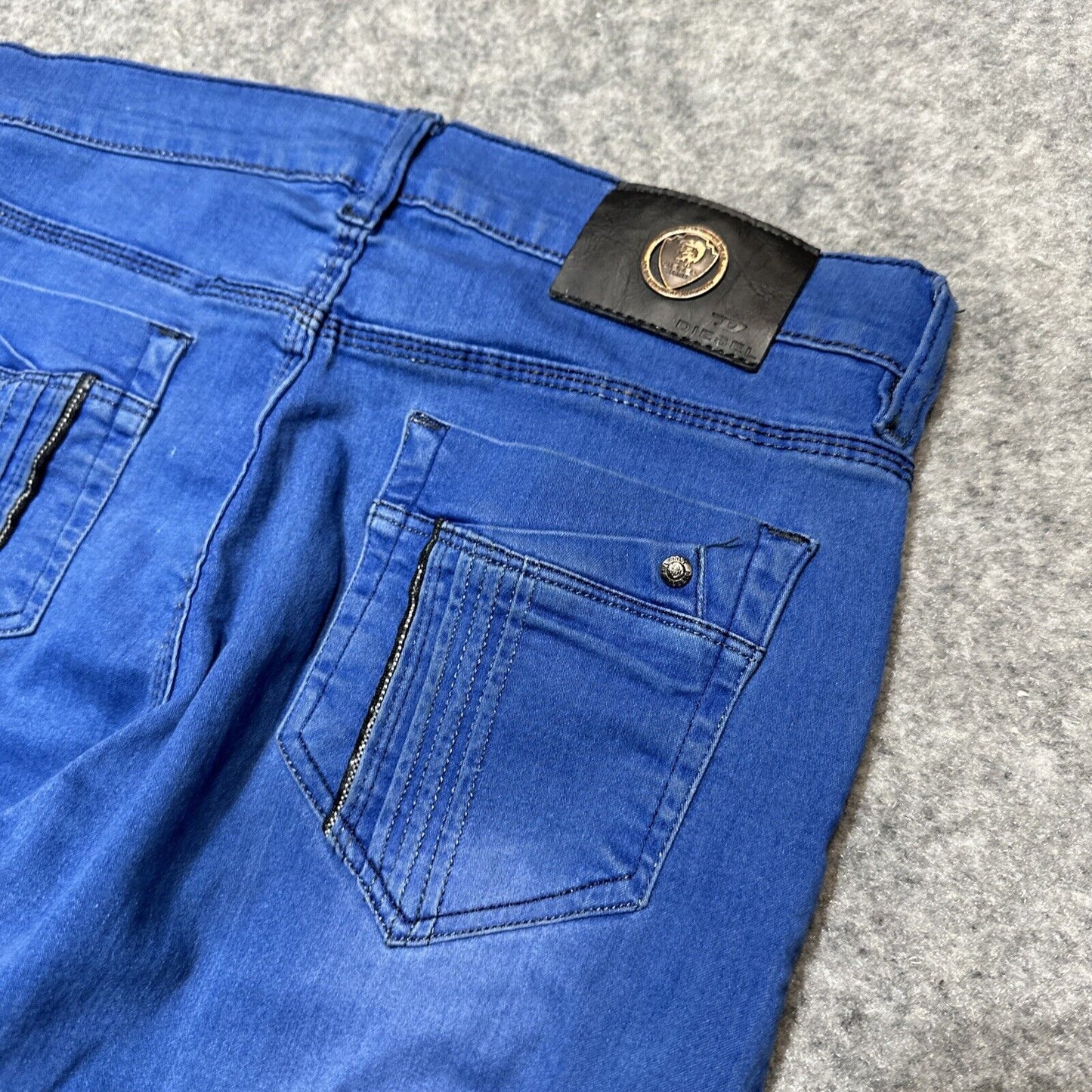 Diesel Blue Star Men's Straight Jeans Size 33 Blue Dark Wash Denim