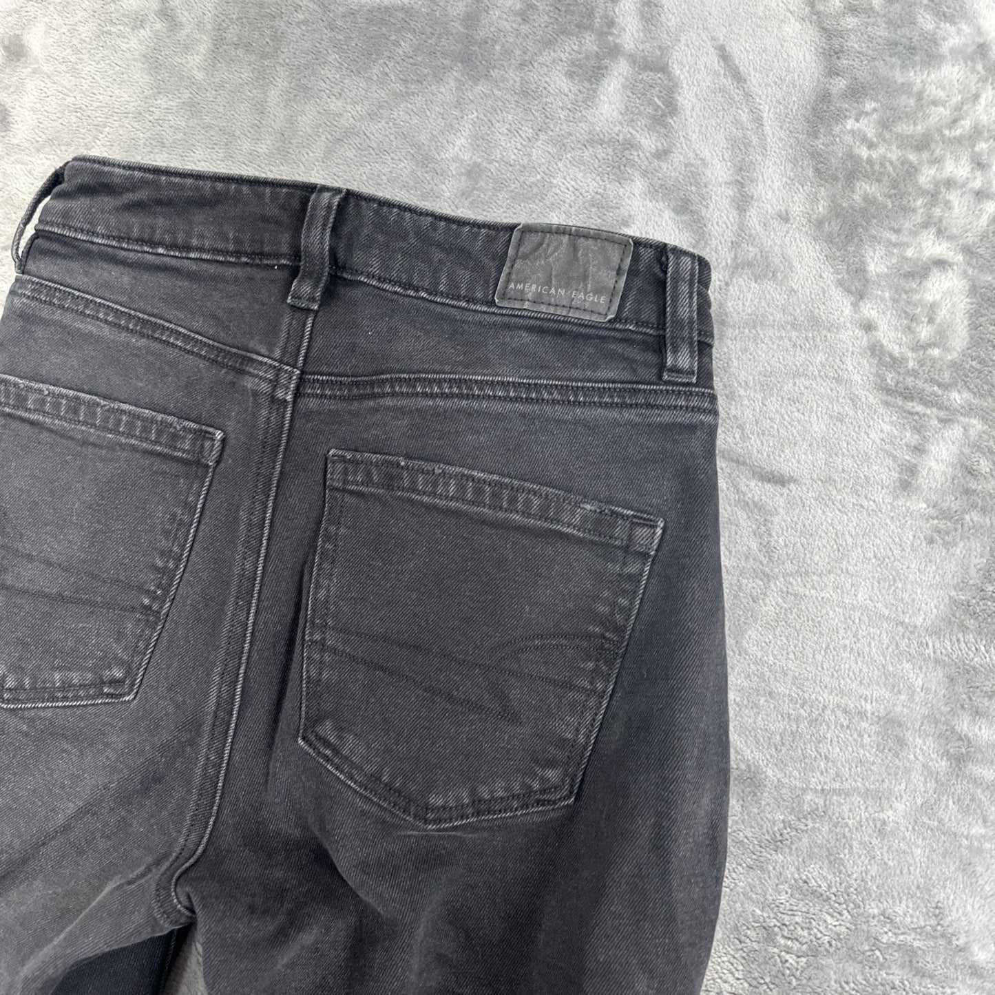 American Eagle Stretch Distressed Mom Jeans Women's Size 00 R Black Denim