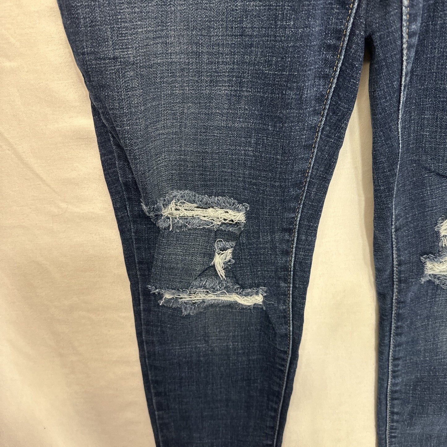 Levi's 721 Jeans Womens Size 28 High Rise Skinny Blue Dark Wash Distressed Crop