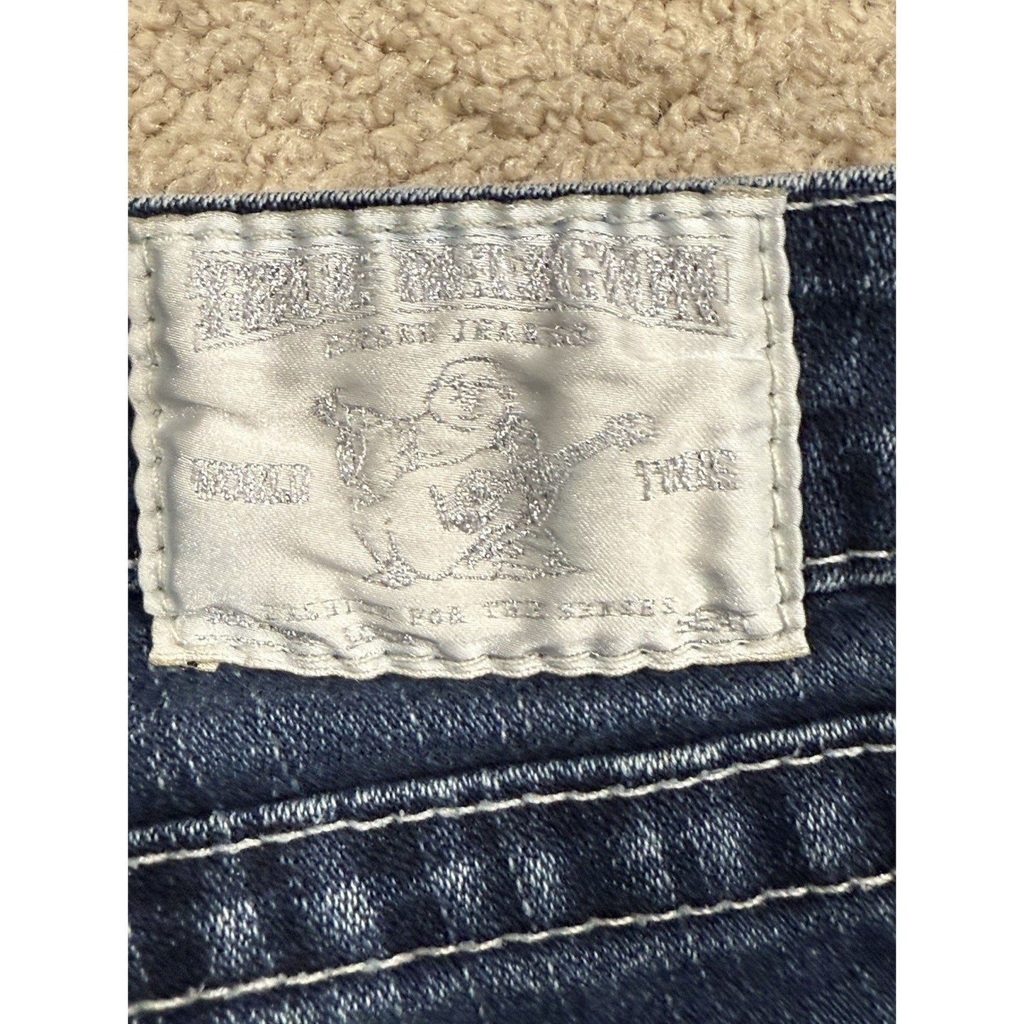 True Religion Low Rise Dark Wash White Seams w/ Glitter Women's Jeans Size 26