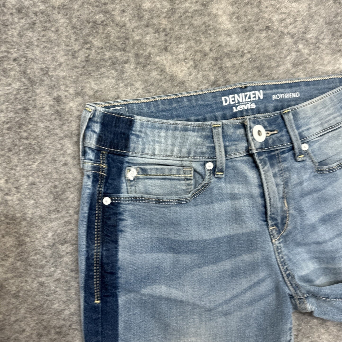 DENIZEN from Levi's Boyfriend Women's Jeans Size 1 Blue Light Wash Denim