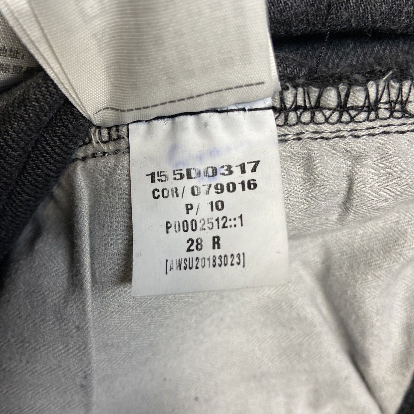 Abercrombie & Fitch Mom Cutoff Jeans Women’s Size 28/6 Black