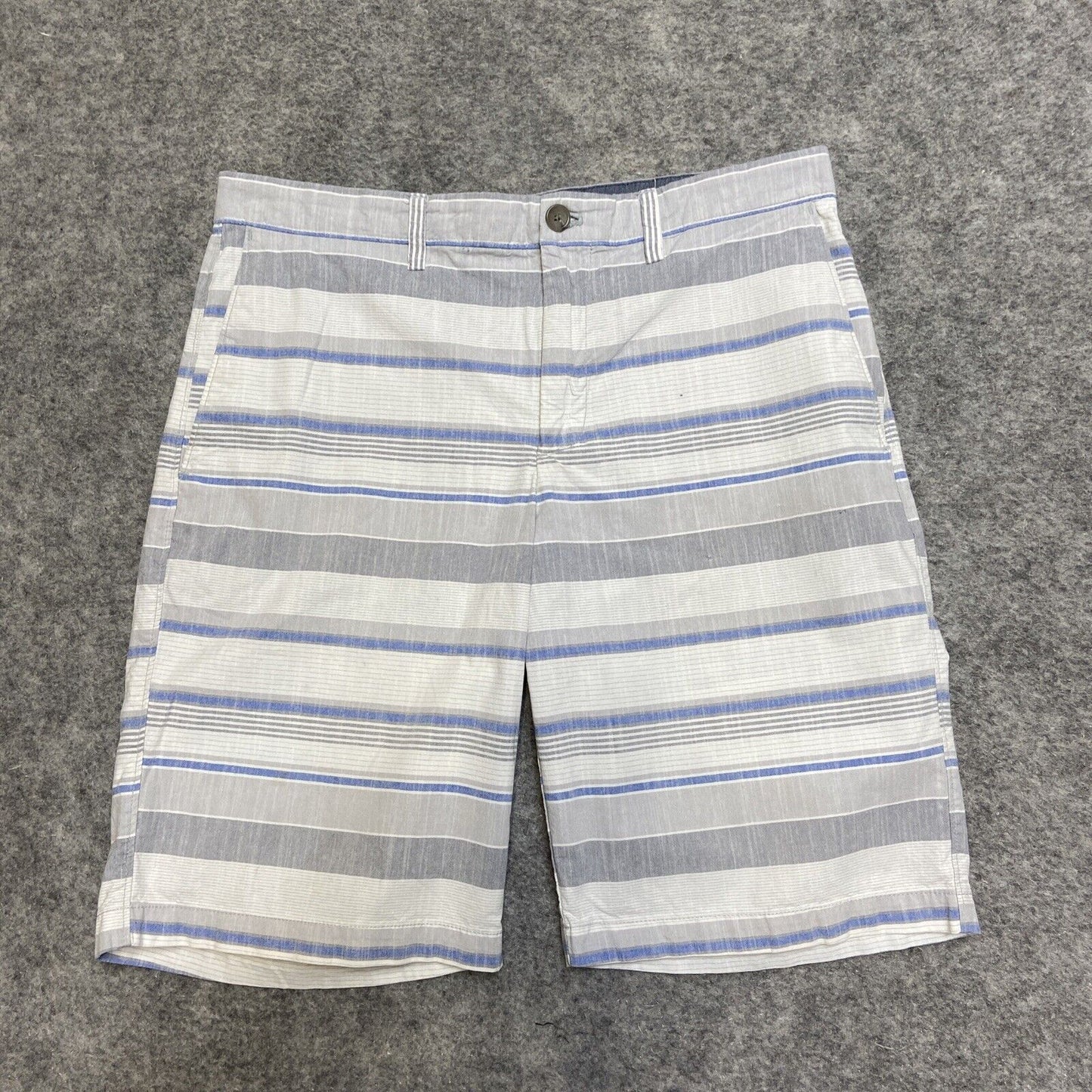Banana Republic Emmerson Shorts Men's Size 33 Gray and Blue Striped Shorts