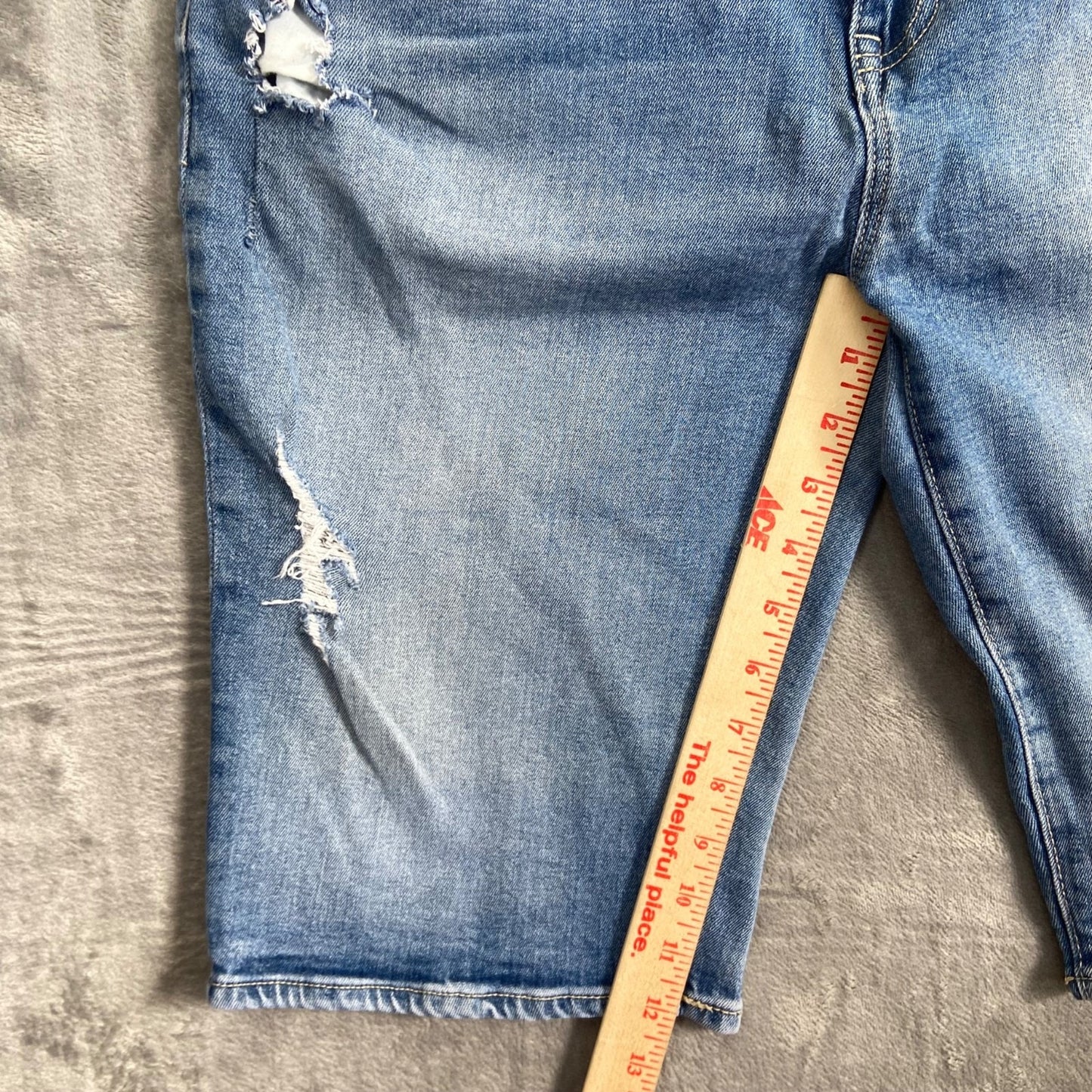 Gap Bermuda Denim Shorts Men's Size 31 Blue Jorts Distressed Longer 11"