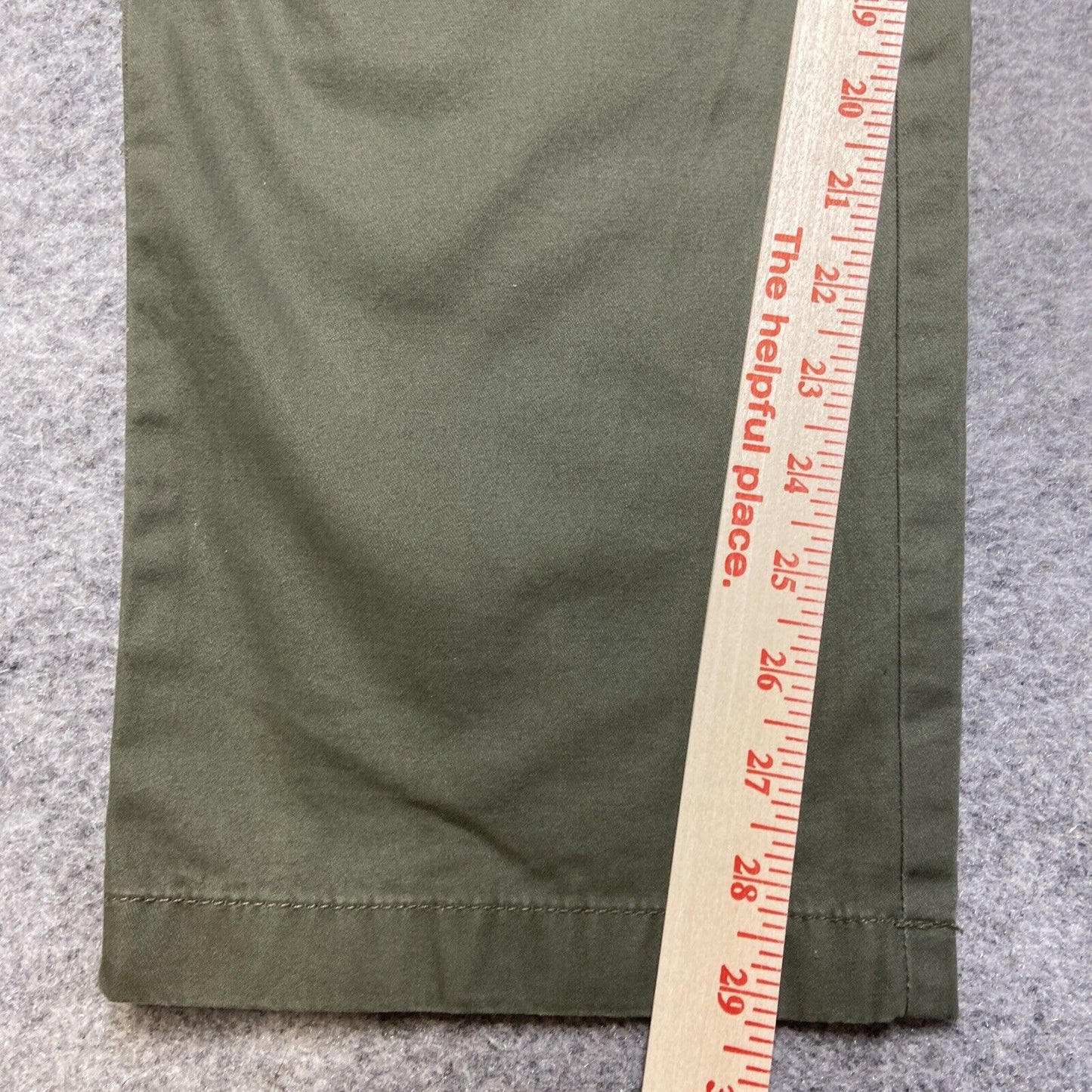 Tommy Hilfiger Chino Pants Men's Size 36x30 Green Pants