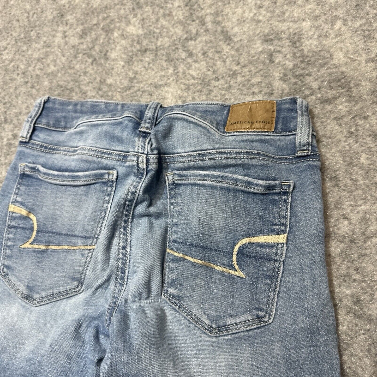 American Eagle Next Level Stretch Women's Skinny Jeans Size 2 Blue Light Wash