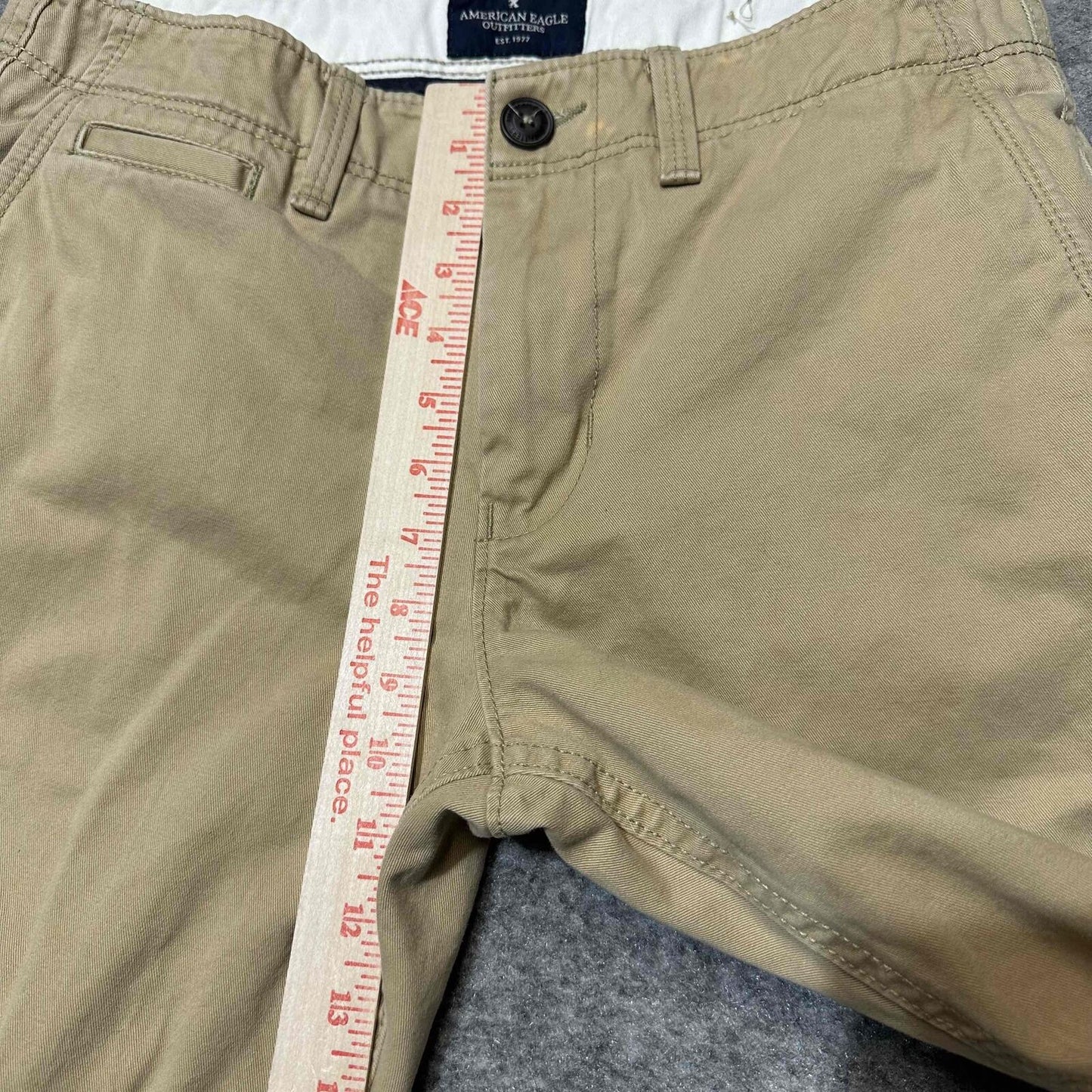 American Eagle Men's Relaxed Straight Chino Pants Size 30x32 Khaki Medium Wash