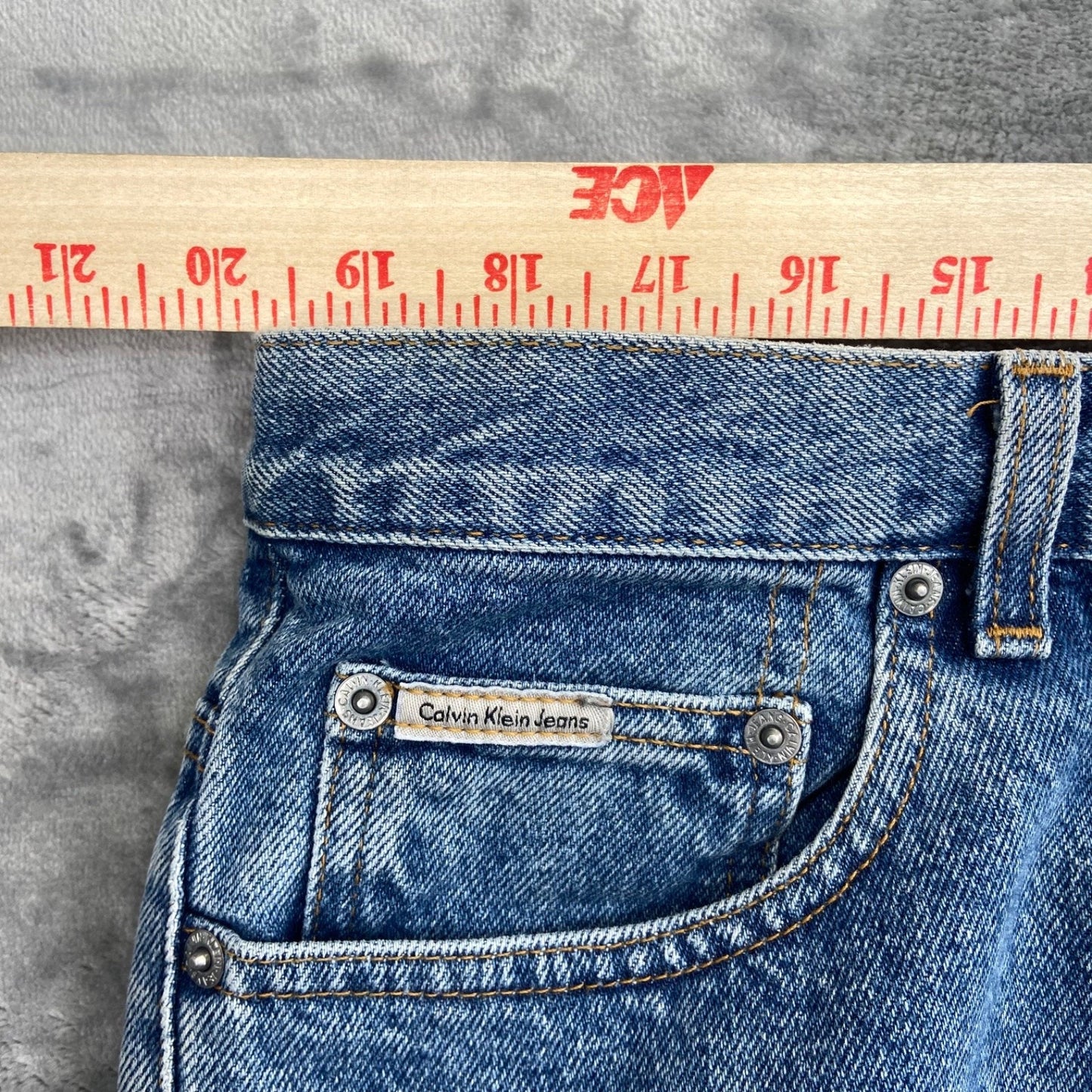 Vintage New Calvin Klein Men's Easy Fit Jeans Size 40x30 Light Blue Denim