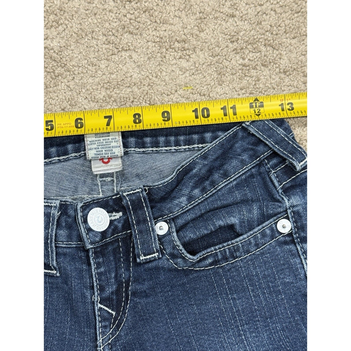 True Religion Low Rise Dark Wash White Seams w/ Glitter Women's Jeans Size 26
