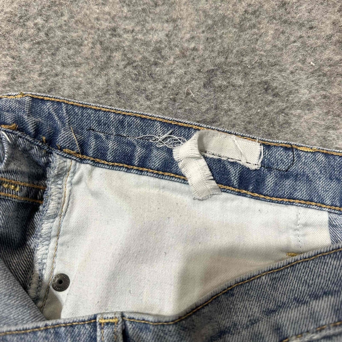 Current/Elliott Women's Cropped Frayed Hem Jeans Size 12/31 Blue