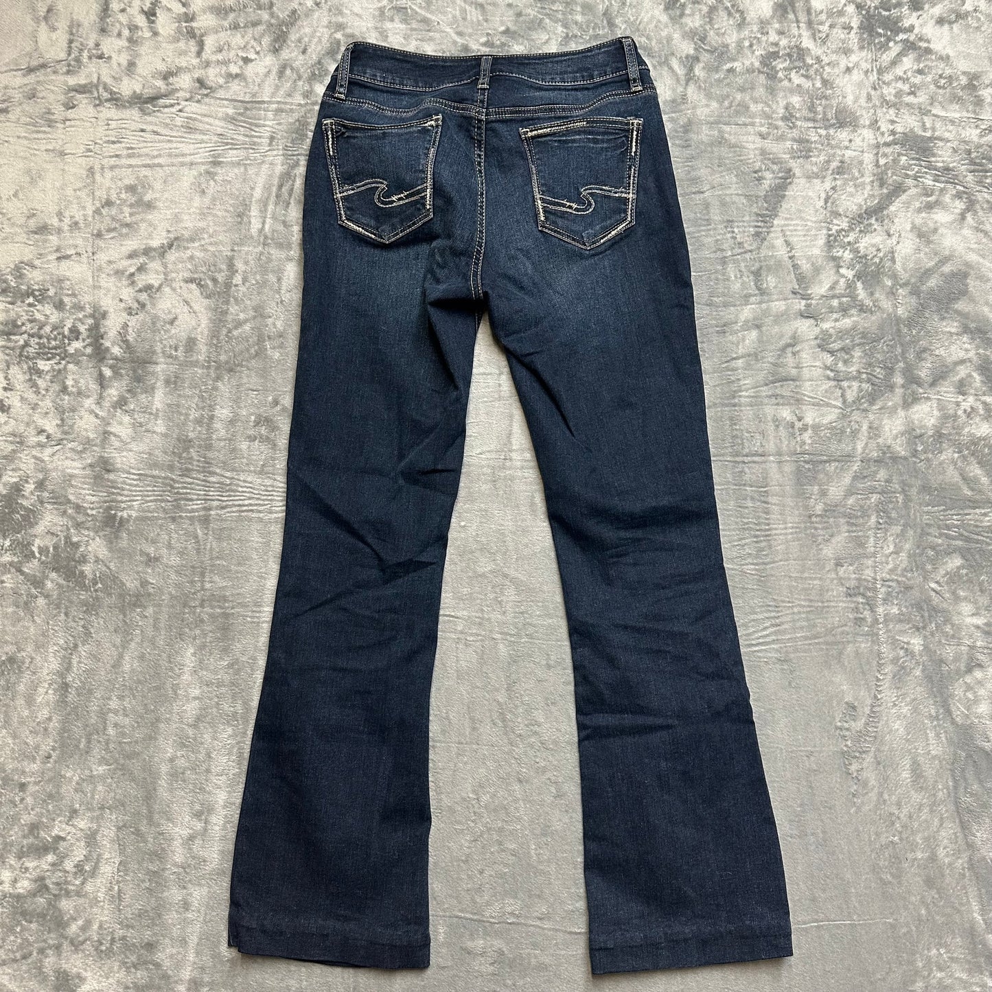 Silver Jeans Suki Bootcut Jeans Women’s Size 28/33 Blue Denim Dark Wash Hemmed