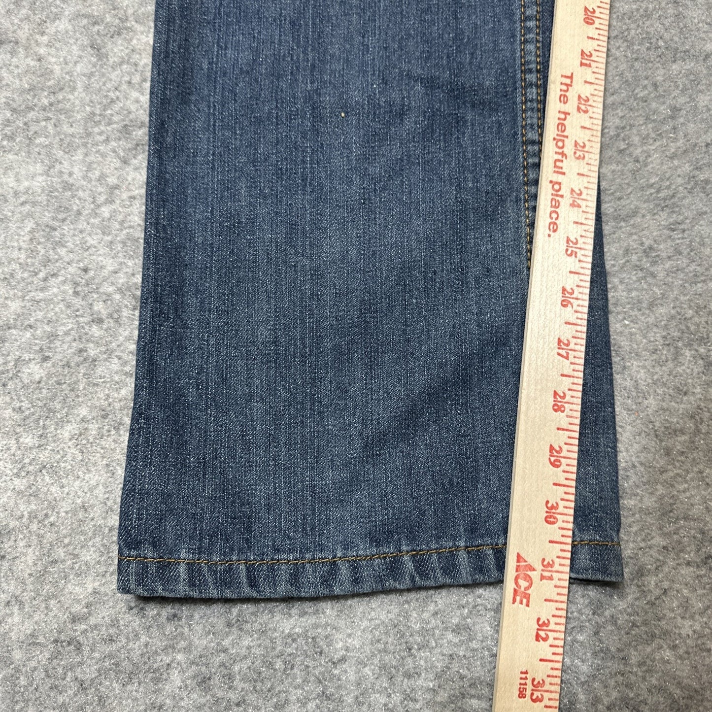 Marc Ecko Men's Straight Jeans Size 38x30 Blue Medium Wash Denim