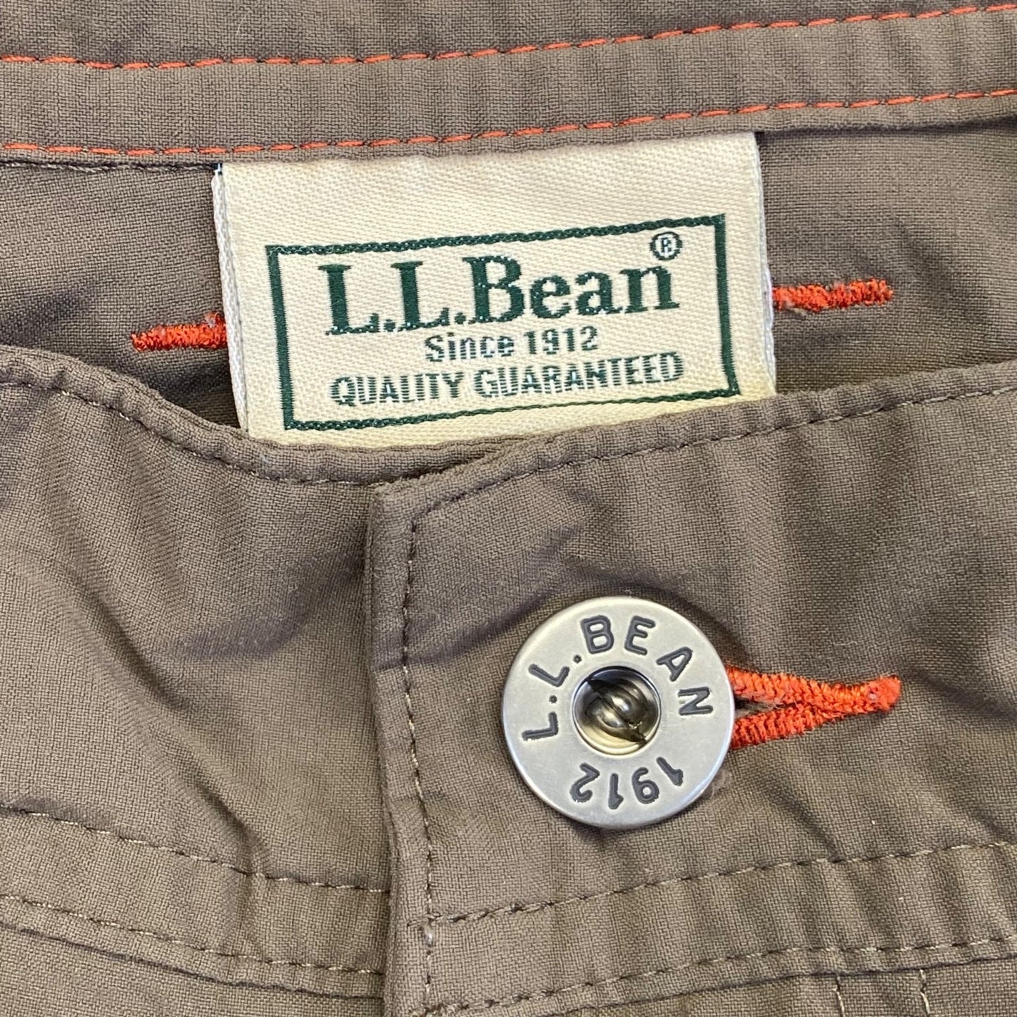 L.L. Bean Men's Cargo Shorts Size 32W Brown
