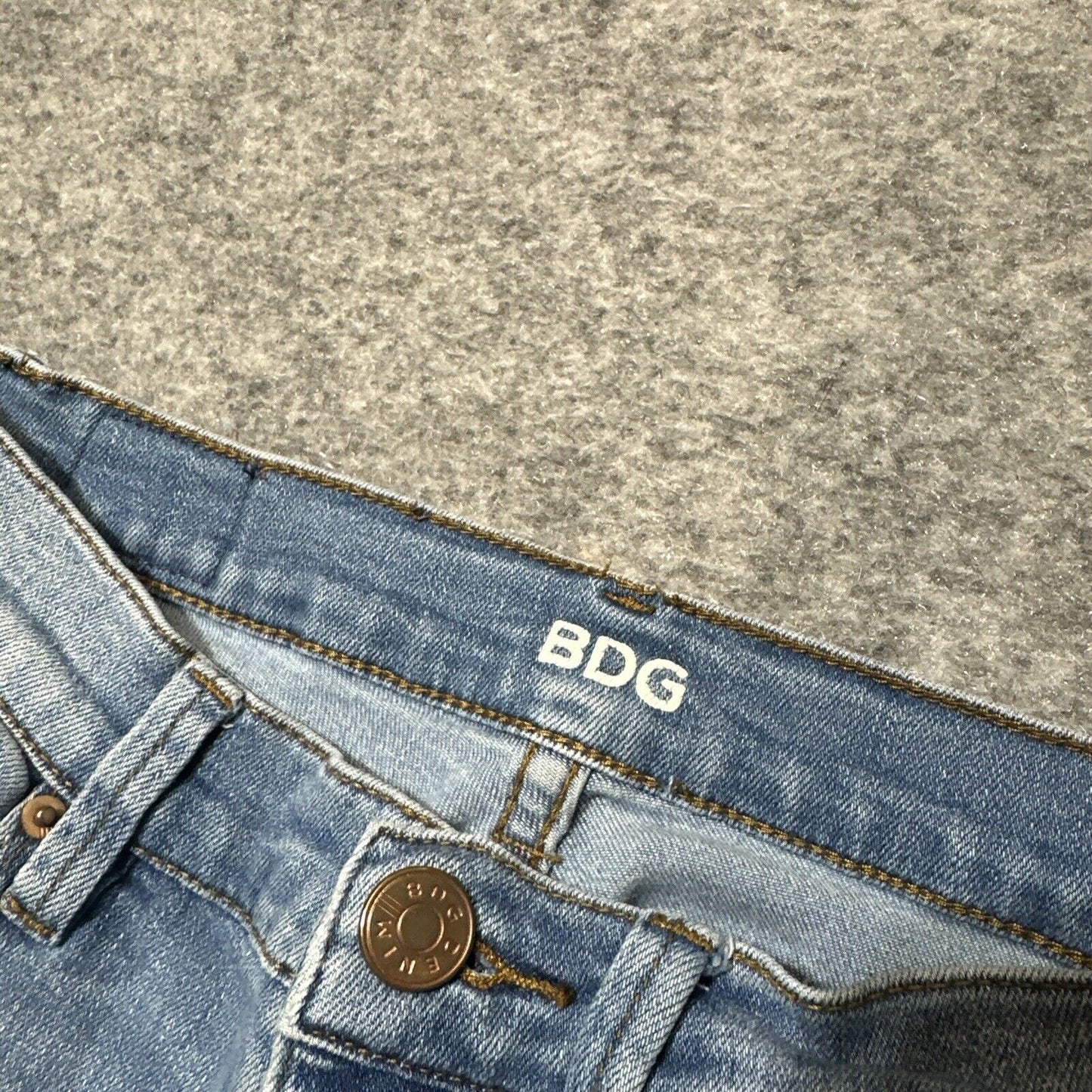 BDG High Rise Twig Ankle Jeans Women's Size 26x29 Blue Light Wash Denim Stretch