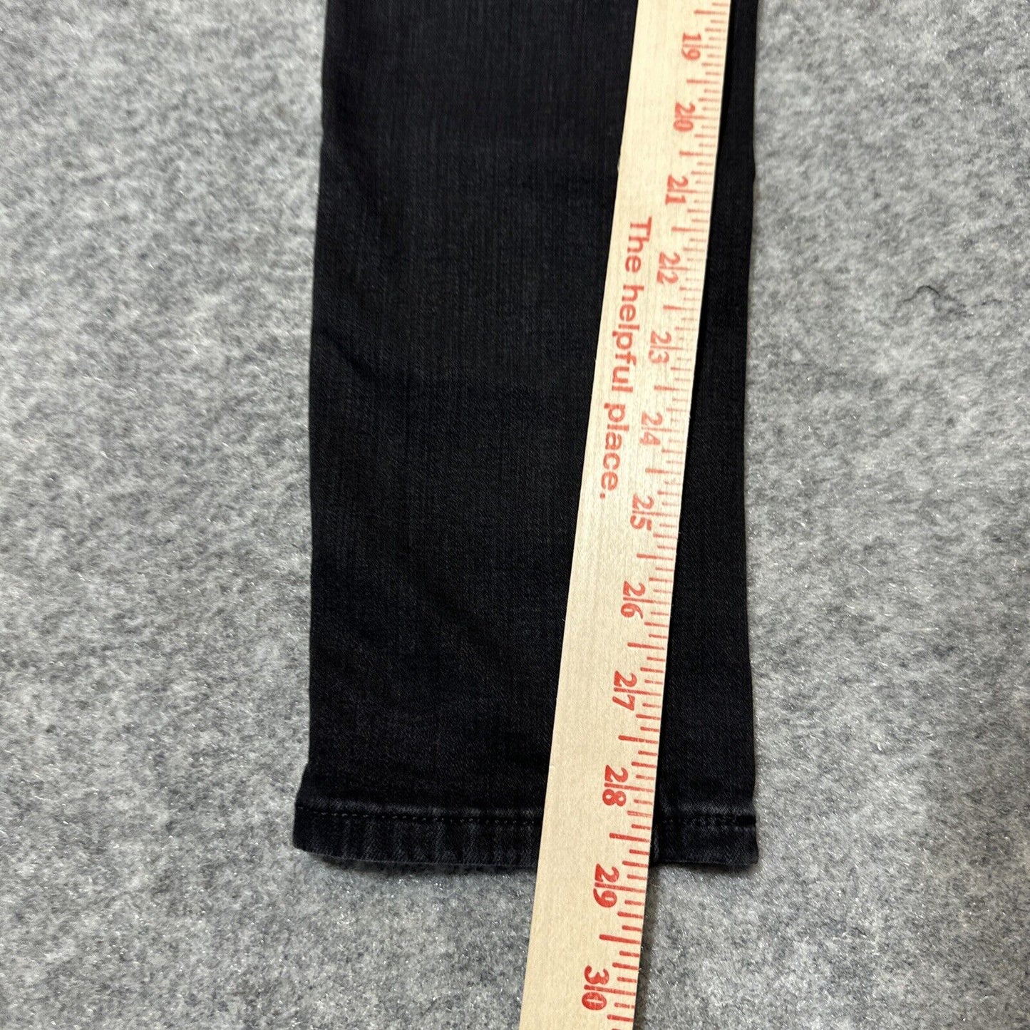 Levi's 711 Skinny Women's Distressed Jeans Size 27 Black Dark Wash Denim