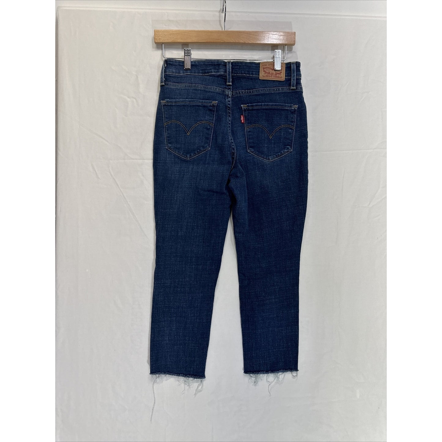 Levi's 721 Jeans Womens Size 28 High Rise Skinny Blue Dark Wash Distressed Crop