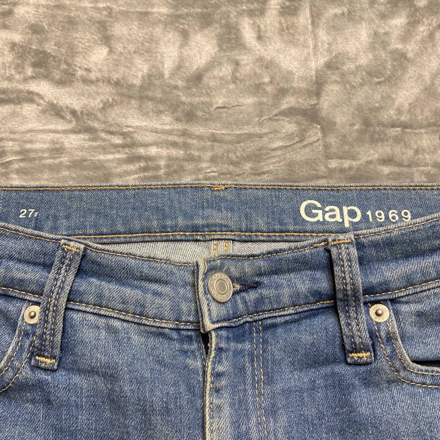 Gap 1969 Skinny Jeans Women’s Size 4 Regular Blue Denim