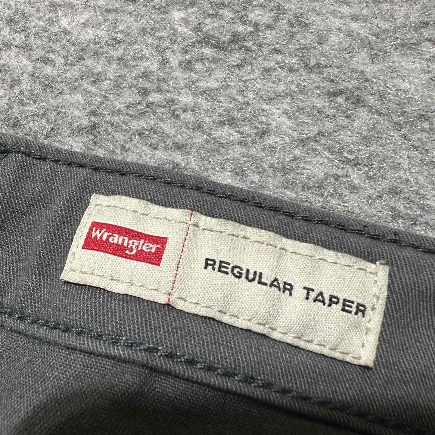 Wrangler Regular Taper Men's Straight Cargo Pants Size 42x30 Gray Faded Pants