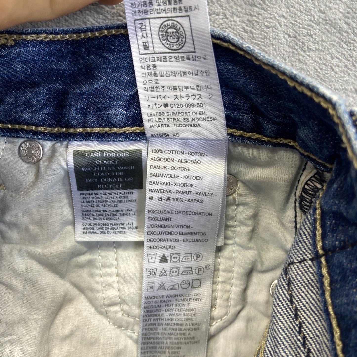 Levi's Low Pro Straight Distressed Jeans Women's Size 24 Blue Denim